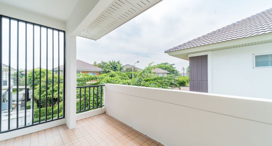 À vendre 3 chambres maison à Min Buri, Bangkok