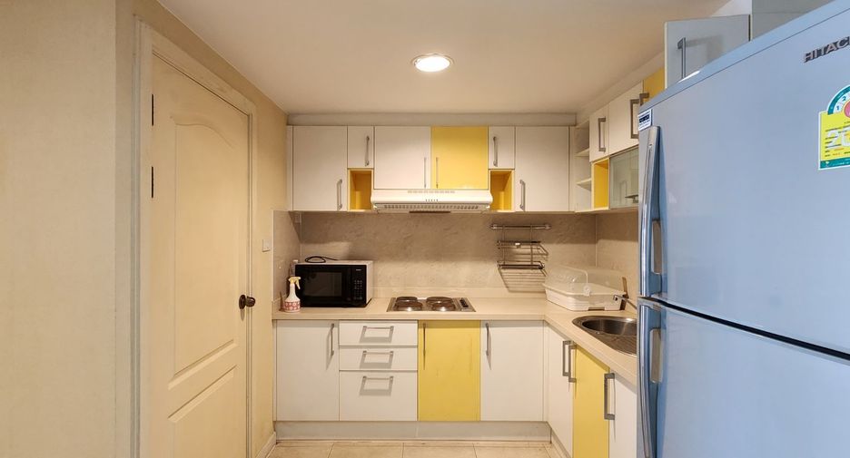 For sale 2 bedrooms condo in Watthana, Bangkok