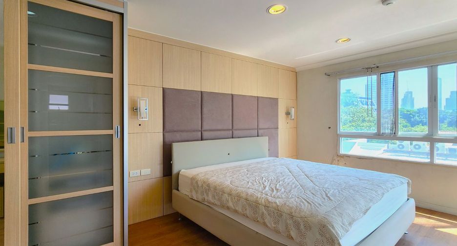 For sale 2 bedrooms condo in Watthana, Bangkok