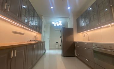 For rent and for sale 4 bedrooms condo in Watthana, Bangkok