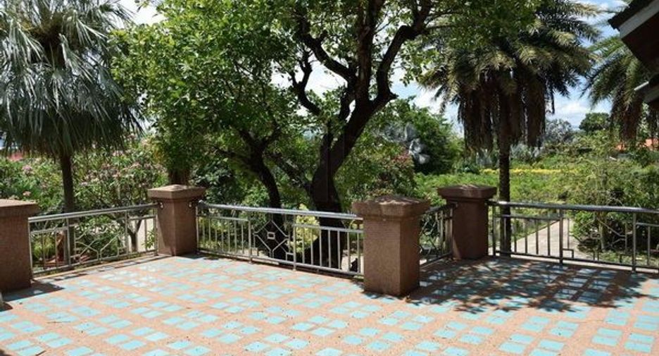 For sale land in San Pa Tong, Chiang Mai