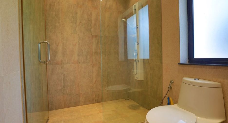 For sale 3 bed house in Bang Lamung, Chonburi