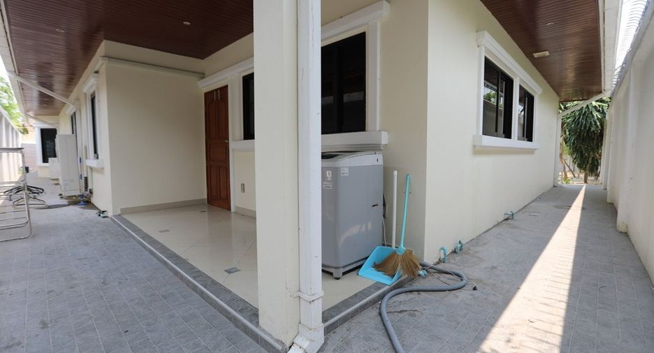 For sale 3 bed house in Bang Lamung, Chonburi