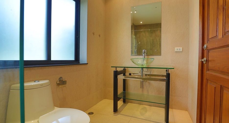 For sale 3 bed house in Bang Lamung, Chonburi