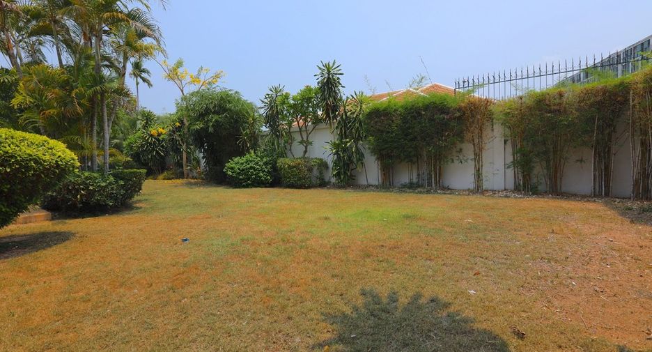 For sale 3 bed house in Bang Lamung, Chonburi