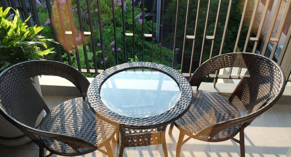 Haus zur Miete mit 4 Zimmer in Watthana, Bangkok