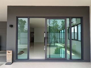 出租 4 卧室 独立屋 在 Bang Phli, Samut Prakan