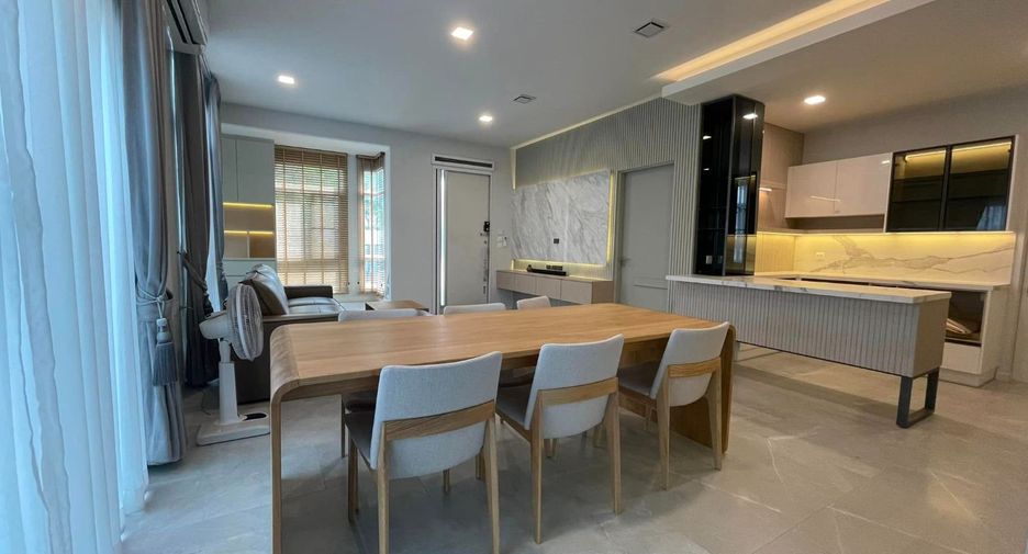 Casa en alquiler de 4 habitaciones en Prawet, Bangkok