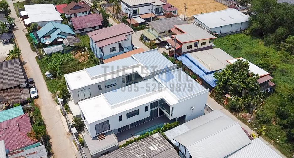 For rent そして for sale 4 ベッドルーム house in San Kamphaeng, Chiang Mai