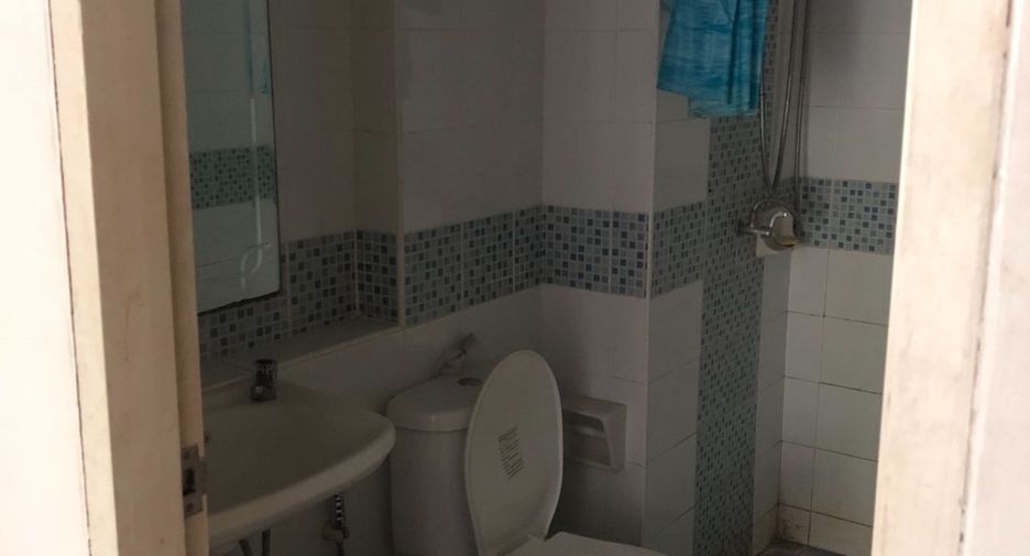 For sale 1 bed condo in Lam Luk Ka, Pathum Thani
