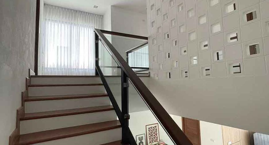 For sale 4 bedrooms villa in Hang Dong, Chiang Mai