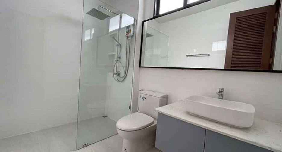 For sale 4 bedrooms villa in Hang Dong, Chiang Mai