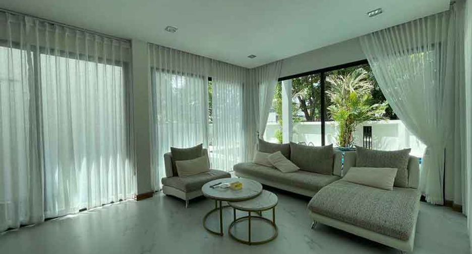 For sale 4 bedrooms villa in Hang Dong, Chiang Mai