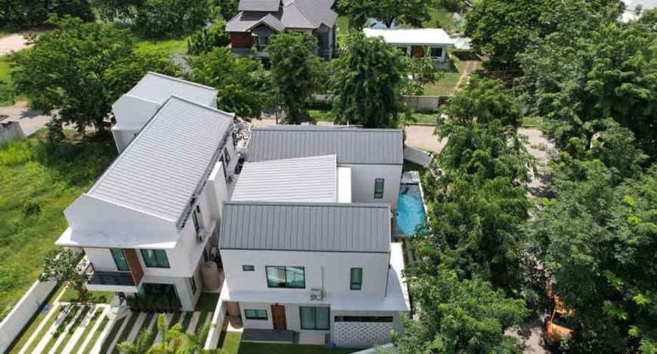 For sale 4 bedrooms villa in Hang Dong, Chiang Mai