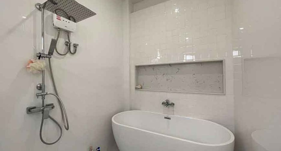 For sale 4 bedrooms villa in Hang Dong, Chiang Mai
