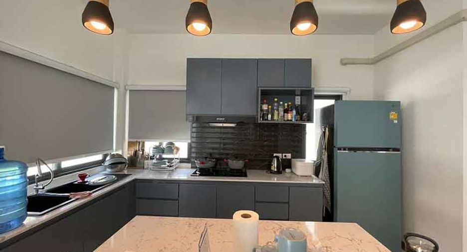 For sale 4 bedrooms villa in Hang Dong, Chiang Mai