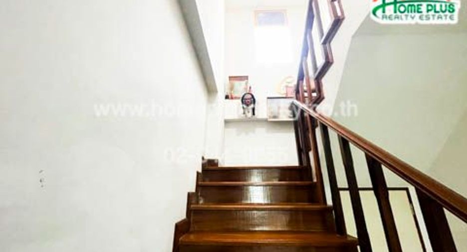 À vendre 5 chambres maison à Khlong Sam Wa, Bangkok