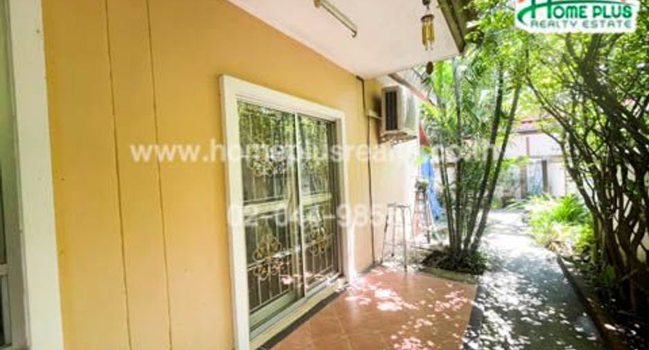 À vendre 5 chambres maison à Khlong Sam Wa, Bangkok