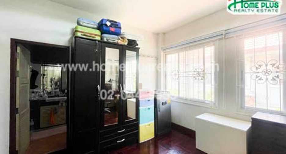 À vendre 5 chambres maison à Khlong Sam Wa, Bangkok