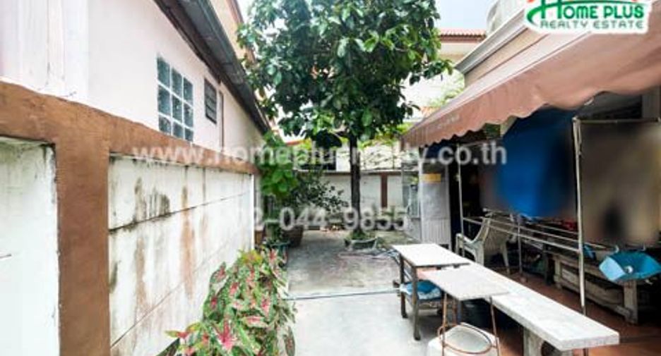À vendre 5 chambres maison à Khlong Sam Wa, Bangkok