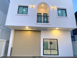 For rent and for sale warehouse in Lat Lum Kaeo, Pathum Thani
