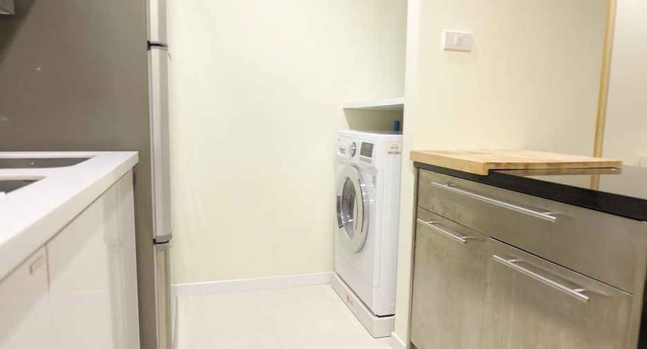 For rent そして for sale 2 ベッドルーム condo in Sathon, Bangkok