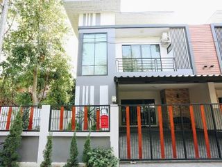 For rent 3 Beds townhouse in Hang Dong, Chiang Mai