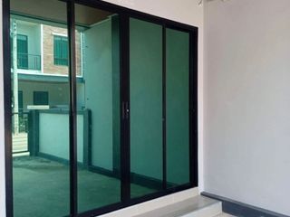 For sale 2 bedrooms townhouse in Nong Khae, Saraburi