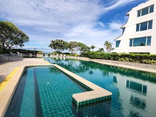 For rent 4 bed townhouse in Jomtien, Pattaya