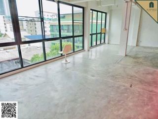 For rent and for sale retail Space in Din Daeng, Bangkok
