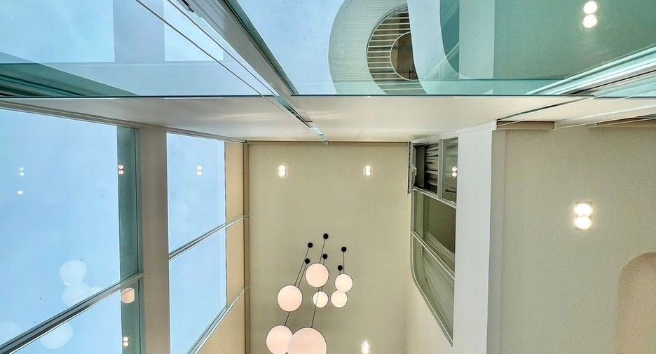 Villa en venta de 4 habitaciones en Bang Lamung, Chonburi