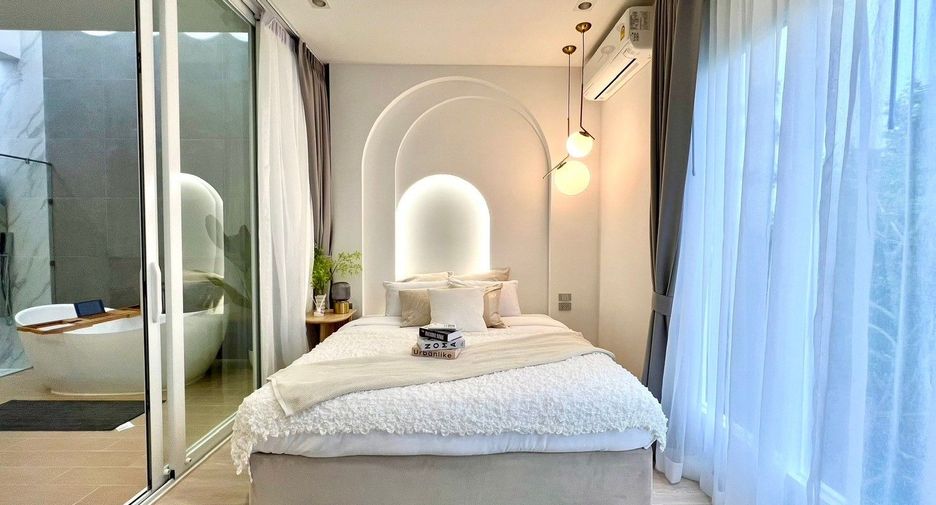 Villa en venta de 4 habitaciones en Bang Lamung, Chonburi