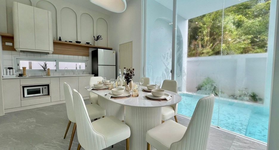 Villa en venta de 4 habitaciones en Bang Lamung, Chonburi