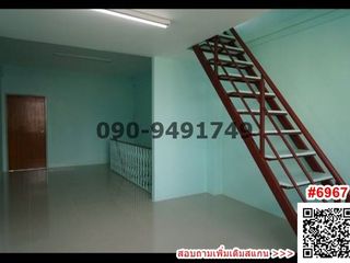 For rent 4 bedrooms retail Space in Rat Burana, Bangkok