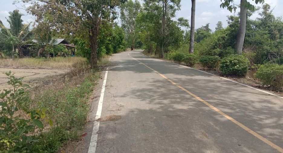 For sale land in San Kamphaeng, Chiang Mai