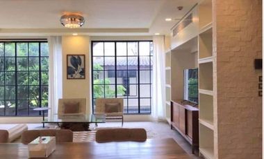 Condo en alquiler de 3 habitaciones en Watthana, Bangkok
