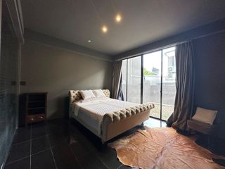For sale 4 Beds house in Lat Phrao, Bangkok