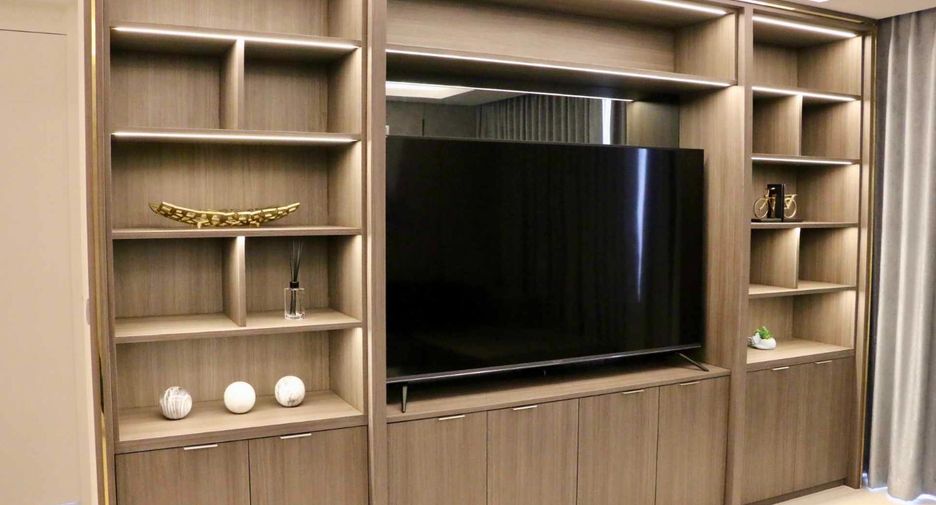 For rent 3 bedrooms condo in Watthana, Bangkok