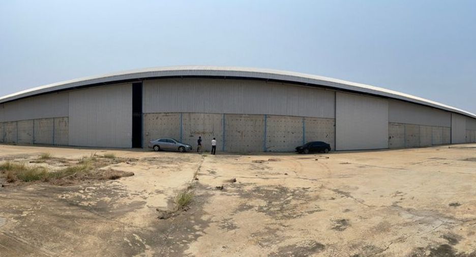For rent warehouse in Mueang Nakhon Sawan, Nakhon Sawan