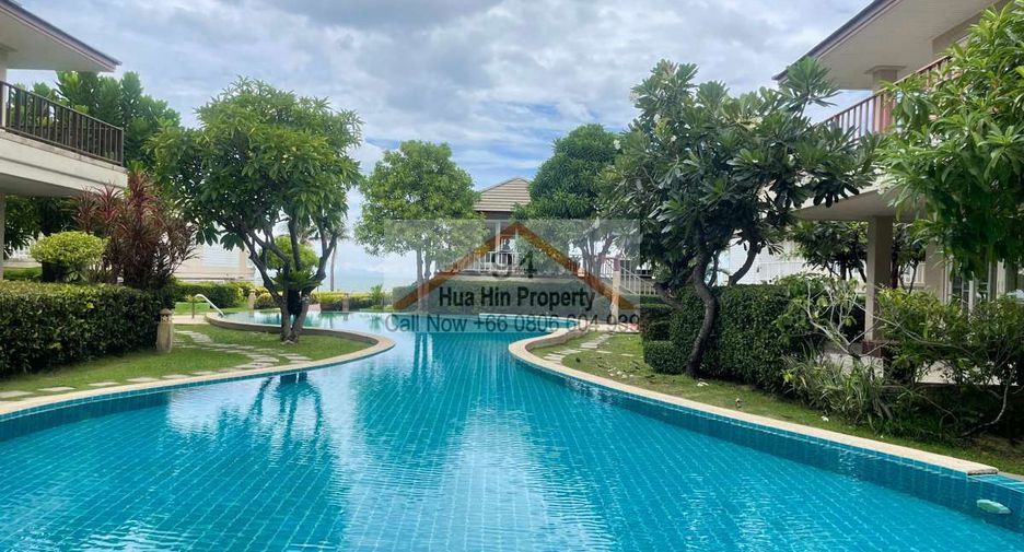 For sale 3 bedrooms condo in Cha Am, Phetchaburi