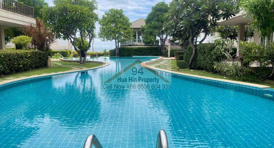 For sale 3 bedrooms condo in Cha Am, Phetchaburi