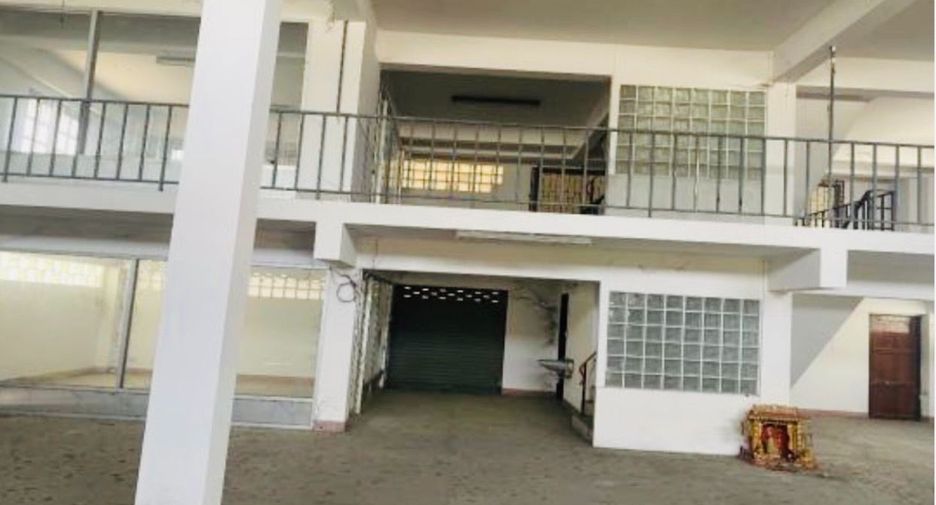 For sale 4 bed retail Space in Bang Pla Ma, Suphan Buri