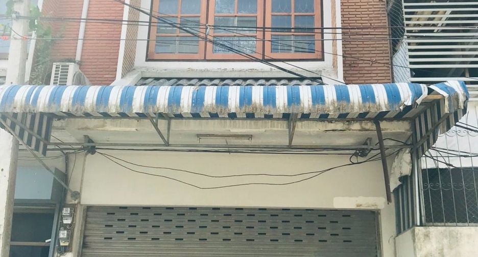Local comercial en venta de 4 habitaciones en Bang Pla Ma, Suphan Buri