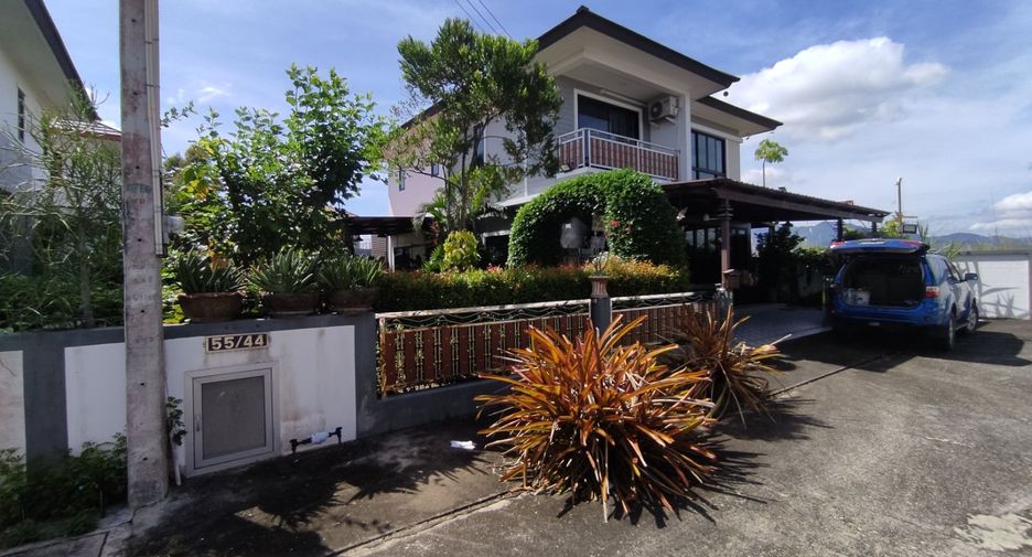 For sale 4 bed house in Ban Bueng, Chonburi