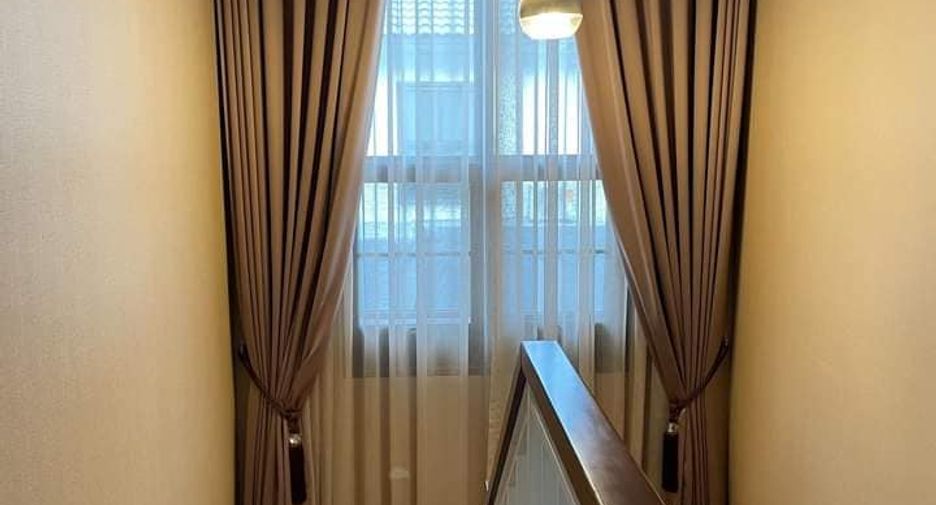Haus zur Miete und zum Kauf mit 4 Zimmer in Bang Phli, Samut Prakan