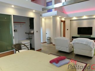 For rent 4 bedrooms house in Bang Lamung, Chonburi