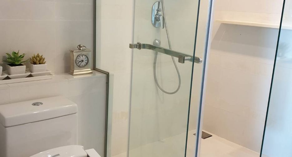 For rent and for sale 1 bed condo in Khlong Toei, Bangkok