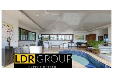 Villa en venta de 4 habitaciones en Mueang Phuket, Phuket