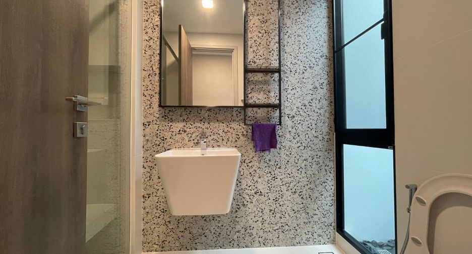 Casa en venta de 4 habitaciones en Saphan Sung, Bangkok