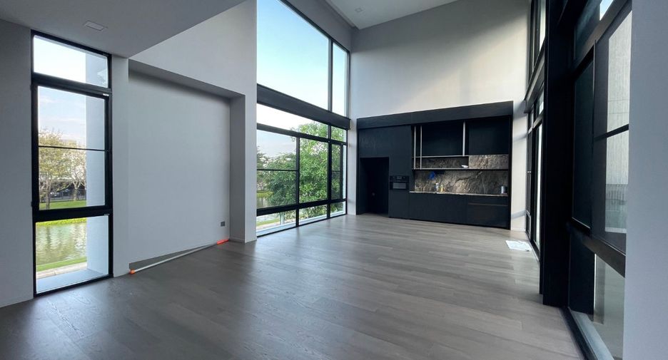 Casa en venta de 4 habitaciones en Saphan Sung, Bangkok